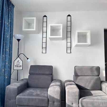 3 Rooms Apartment Palace View 雅西 外观 照片